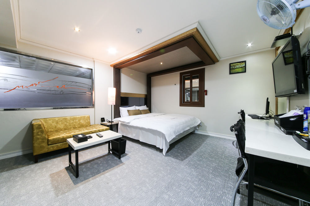 No.25 Hotel Busan Seomyeon Station Exterior photo