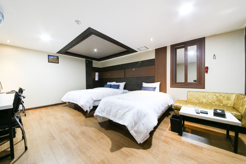 No.25 Hotel Busan Seomyeon Station Exterior photo